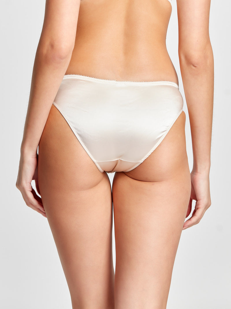 Leigh Brief | Ivory